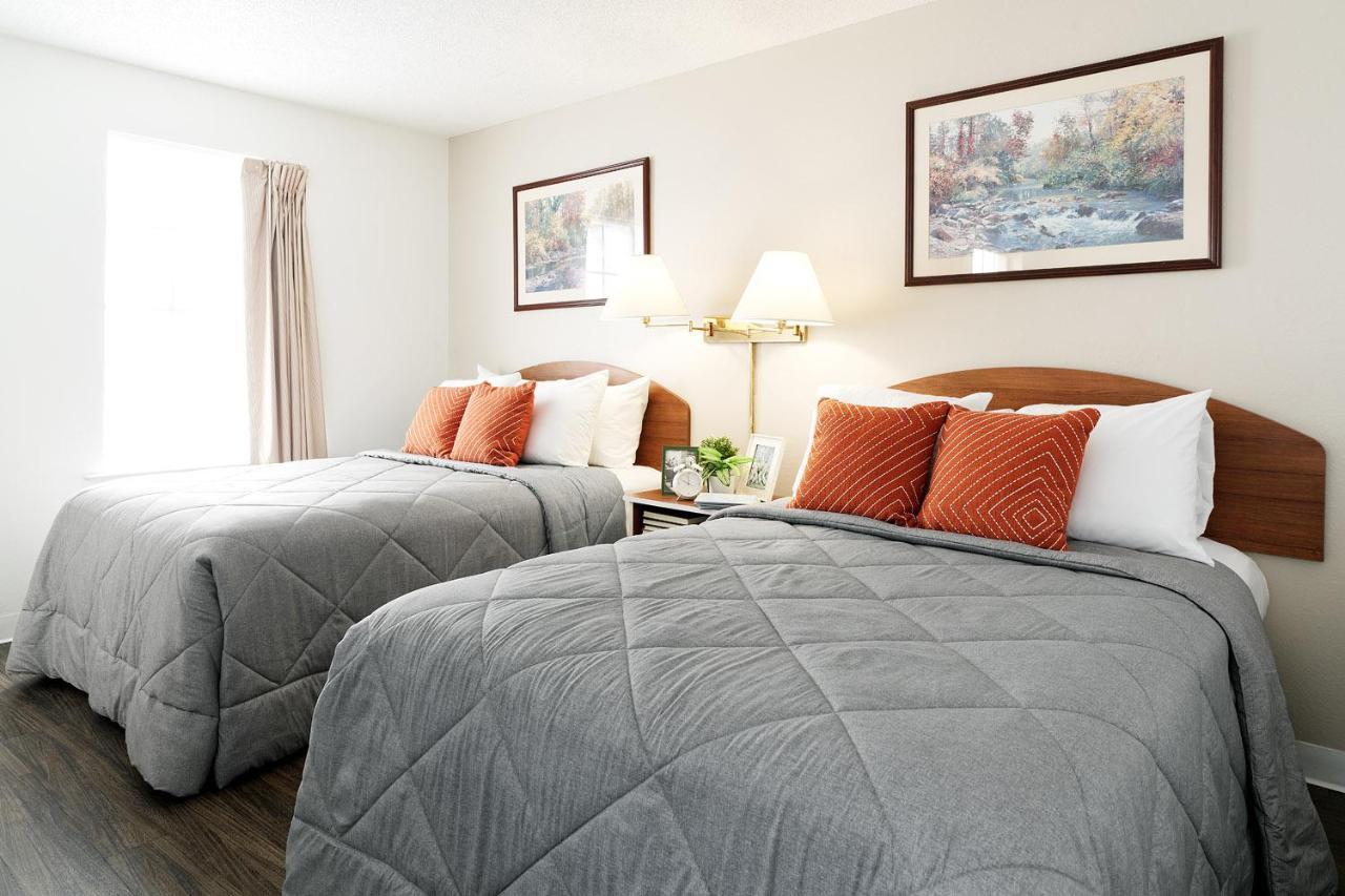 Intown Suites Extended Stay Уорнър Робинс Екстериор снимка