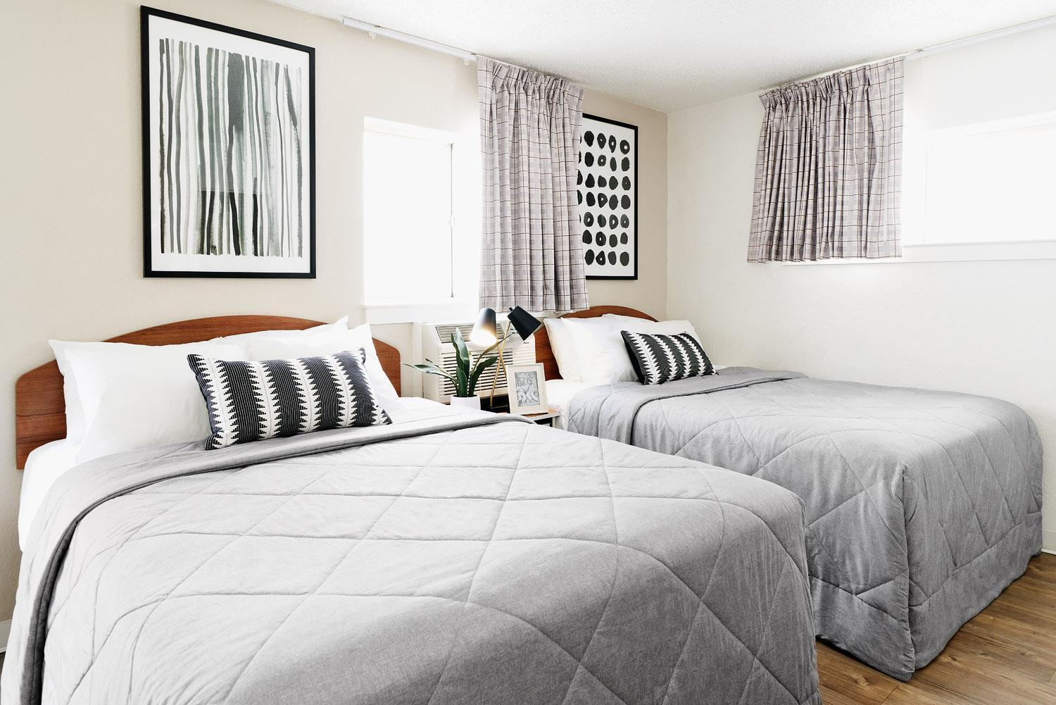 Intown Suites Extended Stay Уорнър Робинс Екстериор снимка